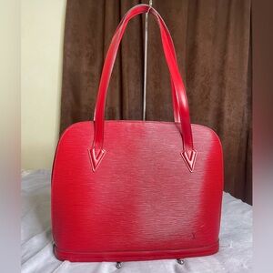 Louis Vuitton Red Shoulder Bag GM